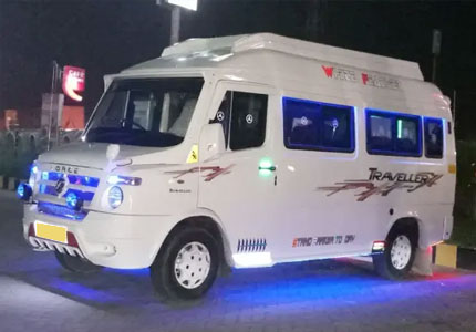 17 Seater Tempo Traveller Rental