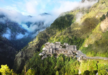 Katra Tempo traveller Hire