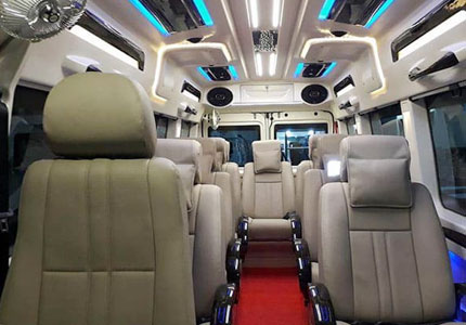 1x1 Maharaja Tempo Traveller