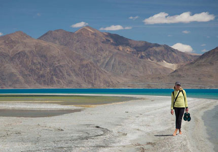 Adventure & Family Tempo Traveller in Ladakh
