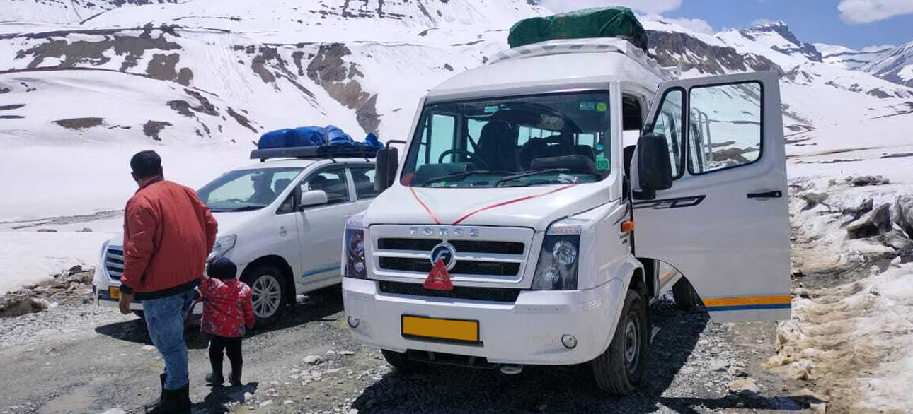 About bg Shiva Tempo Traveller